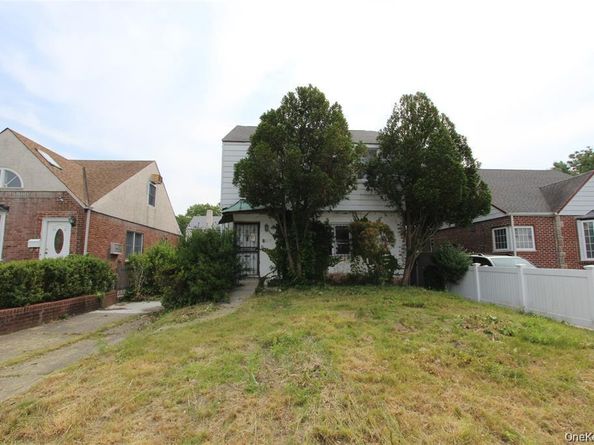 65-15 183rd Street, Fresh Meadows NY 11365