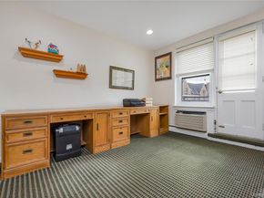 25 Canterbury Road 3F, Great Neck NY 11021