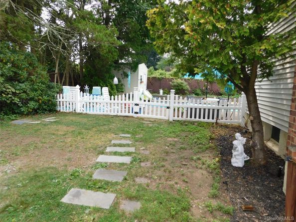 61 Newport Road, Yonkers NY 10710