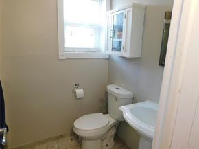 61 Newport Road, Yonkers NY 10710