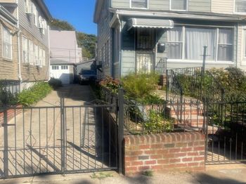 811 East 48 Street
