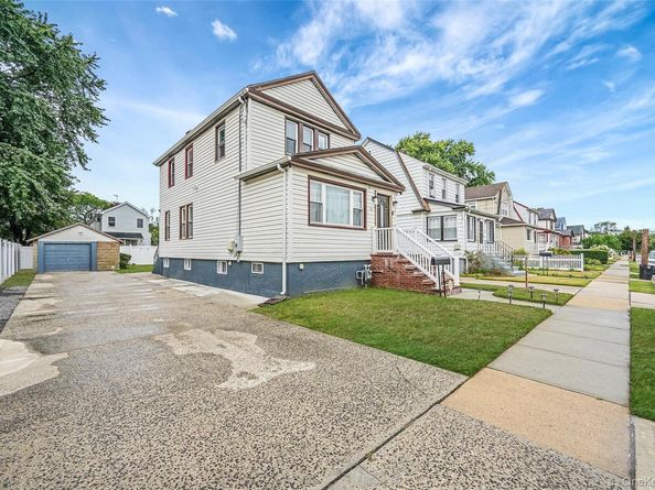 76 Cambridge Street, Valley Stream NY 11581