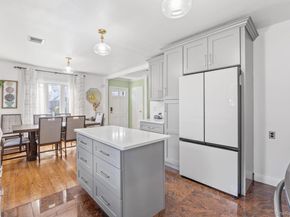 18 Rose Lane, New Hyde Park NY 11040