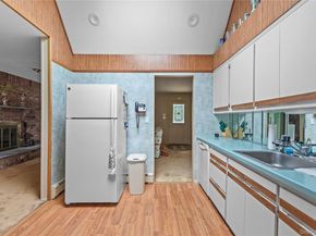 18 Sterling Place, Sayville NY 11782