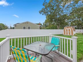 18 Sterling Place, Sayville NY 11782