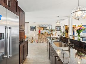650 S 9th Street, Lindenhurst NY 11757