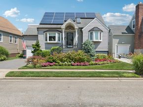 650 S 9th Street, Lindenhurst NY 11757