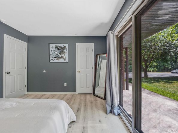 140 Bailey Court 140, Middle Island NY 11953