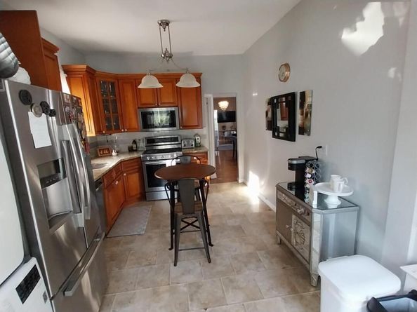 230 E New York Avenue, Valley Stream NY 11580