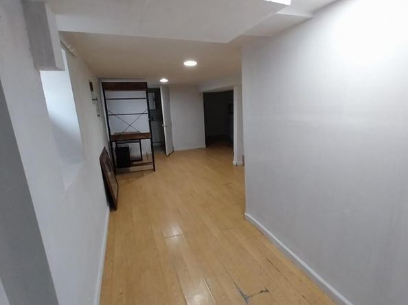 230 E New York Avenue, Valley Stream NY 11580