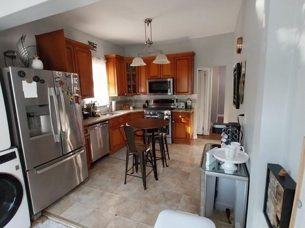 230 E New York Avenue, Valley Stream NY 11580