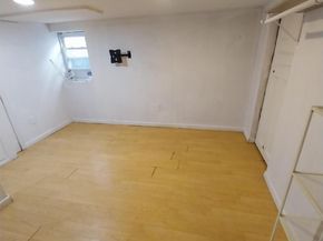 230 E New York Avenue, Valley Stream NY 11580
