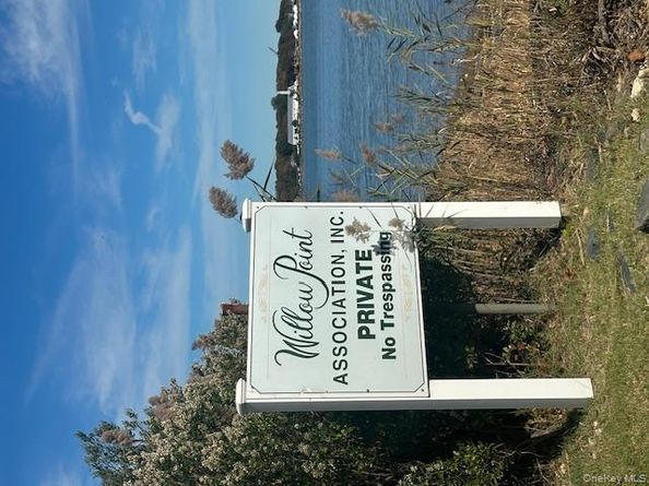 535 Bay Home Road, Southold NY 11971
