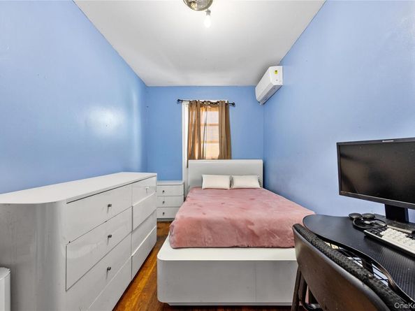 2801 Gunther Avenue, Bronx NY 10469