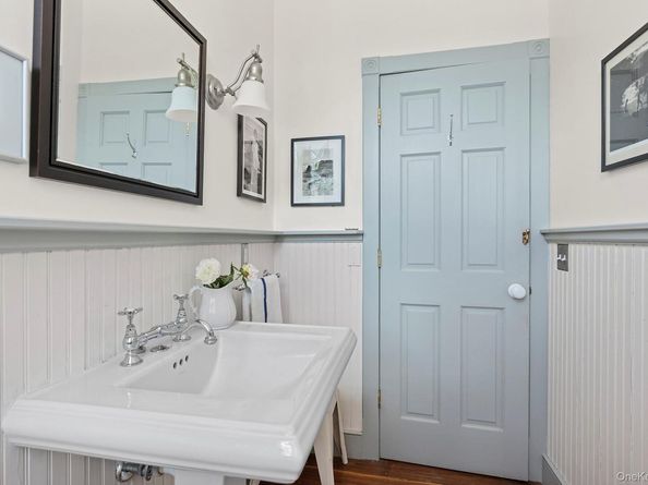 140 Damascus Road, East Quogue NY 11942