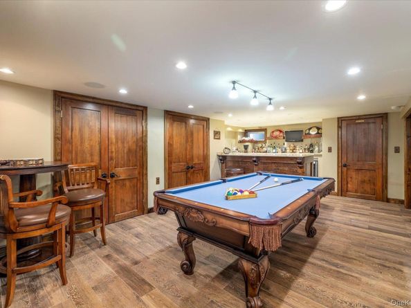 2863 Harbor Road, Merrick NY 11566