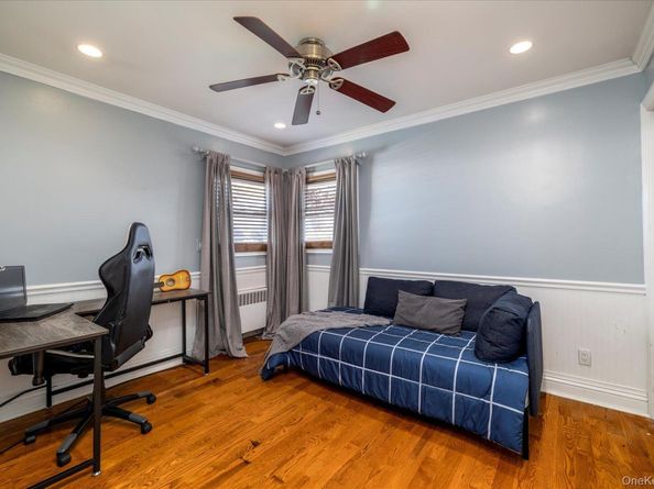 2863 Harbor Road, Merrick NY 11566