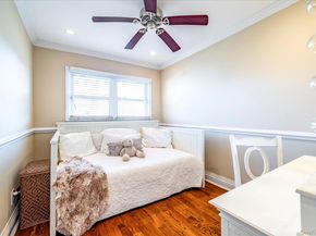 2863 Harbor Road, Merrick NY 11566