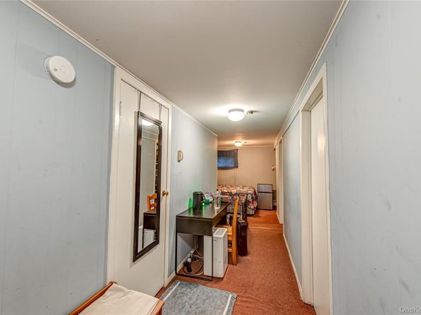 15 Major Road, Massapequa NY 11758