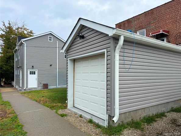5841 84th Street, Middle Village NY 11379