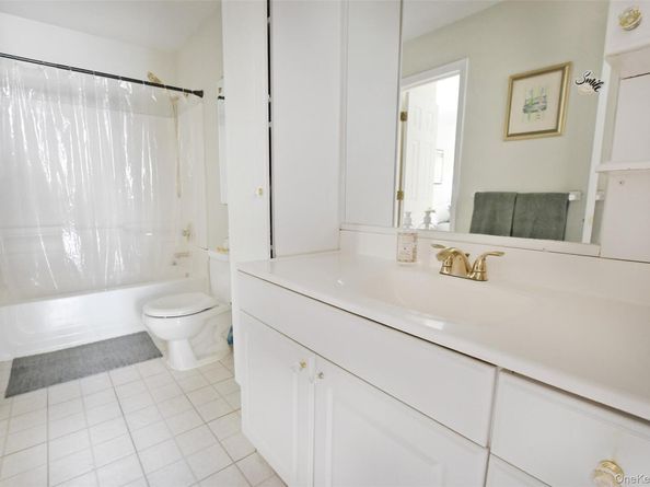 72 Mahogany Road, Rocky Point NY 11778