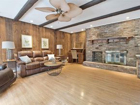 72 Mahogany Road, Rocky Point NY 11778