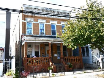 120 Highland Place