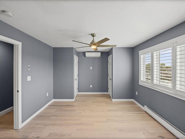243 Sportsmans Avenue, Freeport NY 11520