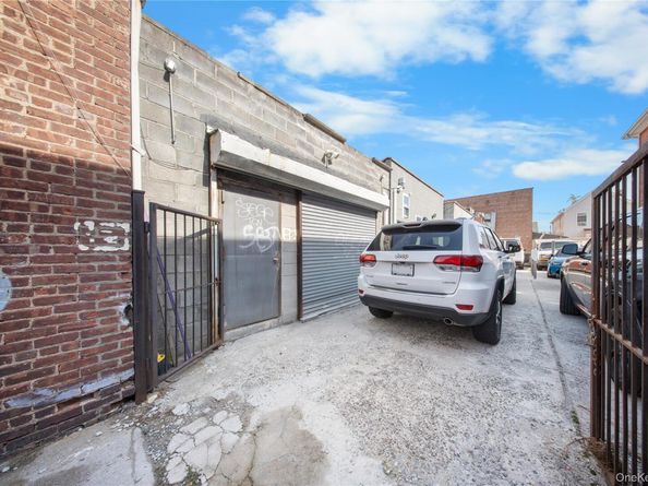 114-04 Rockaway Boulevard, South Ozone Park NY 11420