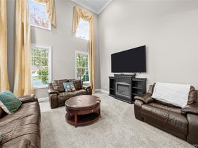 8 Eagle Circle, Bohemia NY 11716