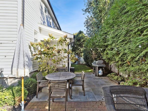 71 15th Avenue, Sea Cliff NY 11579