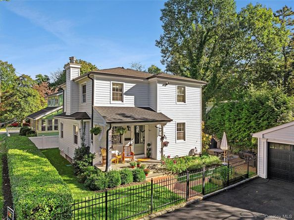 71 15th Avenue, Sea Cliff NY 11579