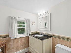 71 15th Avenue, Sea Cliff NY 11579