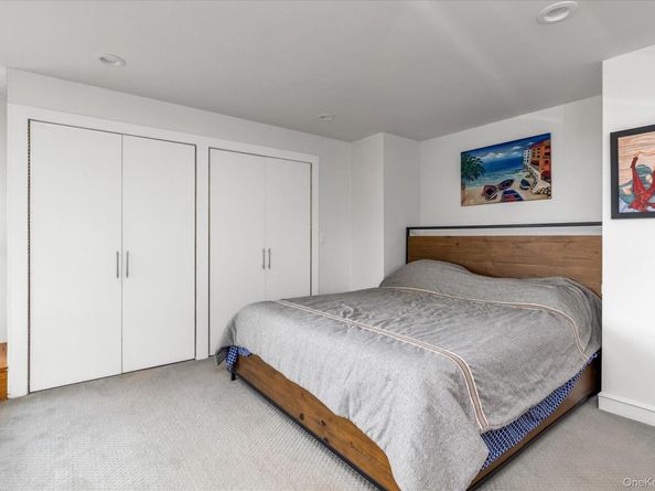 9-05 162 Street 6D, Beechhurst NY 11357
