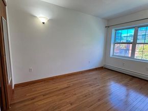 35-19 Leavitt Street 3E, Flushing NY 11354