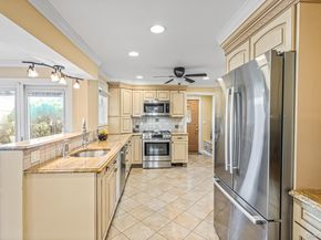 256 Garfield Avenue, Mineola NY 11501