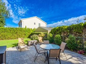 256 Garfield Avenue, Mineola NY 11501