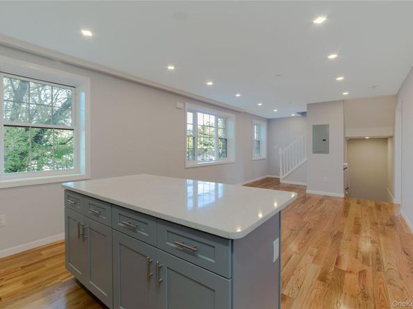 7036 70th Street, Glendale NY 11385