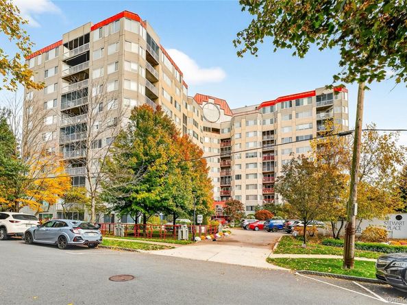 10 Stewart Place 2DW, White Plains NY 10603
