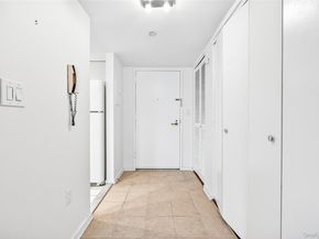 10 Stewart Place 2DW, White Plains NY 10603