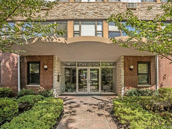 15 Hill Park Ave Avenue 1C, Great Neck NY 11021