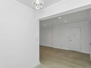 15 Hill Park Ave Avenue 1C, Great Neck NY 11021