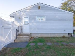 6 Talbot Lane, Selden NY 11784