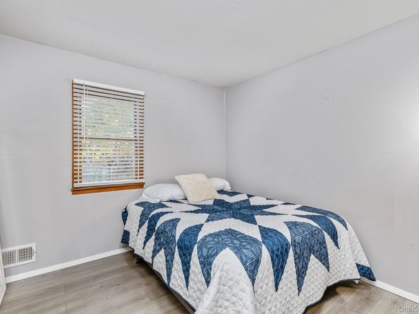 6 Talbot Lane, Selden NY 11784