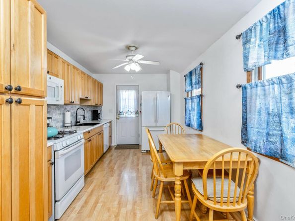 6 Talbot Lane, Selden NY 11784