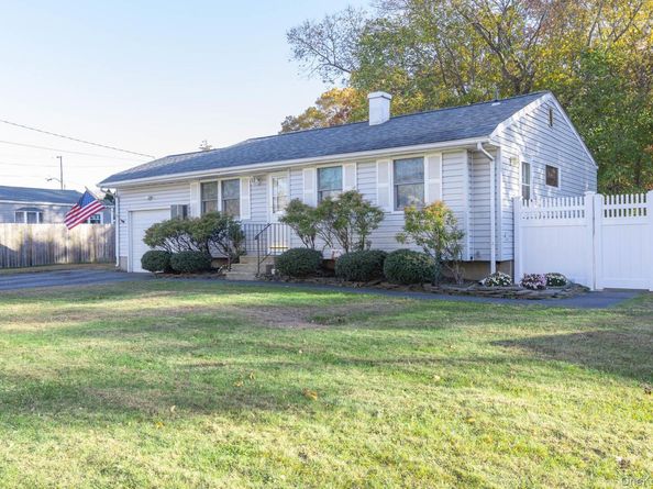 6 Talbot Lane, Selden NY 11784