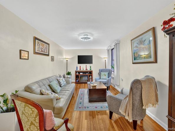 3535 Kings College Place 3F, Bronx NY 10467