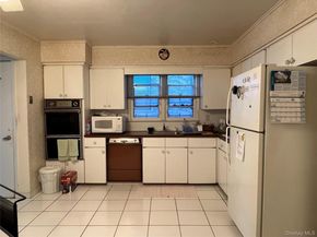 262-39 60th Avenue, Little Neck NY 11362