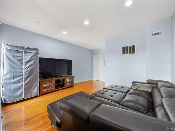 2881 Cropsey Avenue 3A, Brooklyn NY 11214