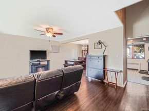 14 Lincoln Road N, Plainview NY 11803